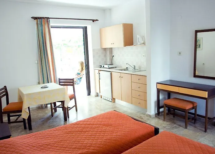 Hotel apartamentowy Esperides 2*